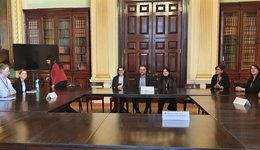 شاندەکێ زانکۆیا دهۆک سەرەدانا وەزارەتا دەرڤە یا بریتانی کر