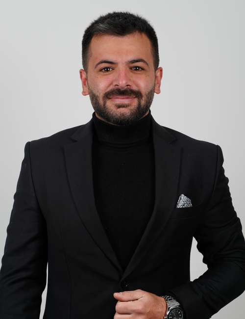 
                            Alind izat Salih   
                        