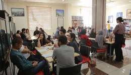 The American Corner Holds a New English Club Round